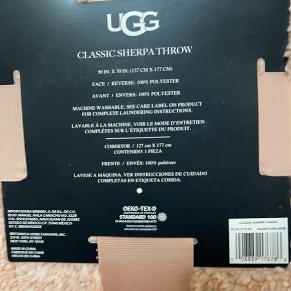 UGG Sherpa throw, Classic Sherpa Throw - Picture 4 of 8